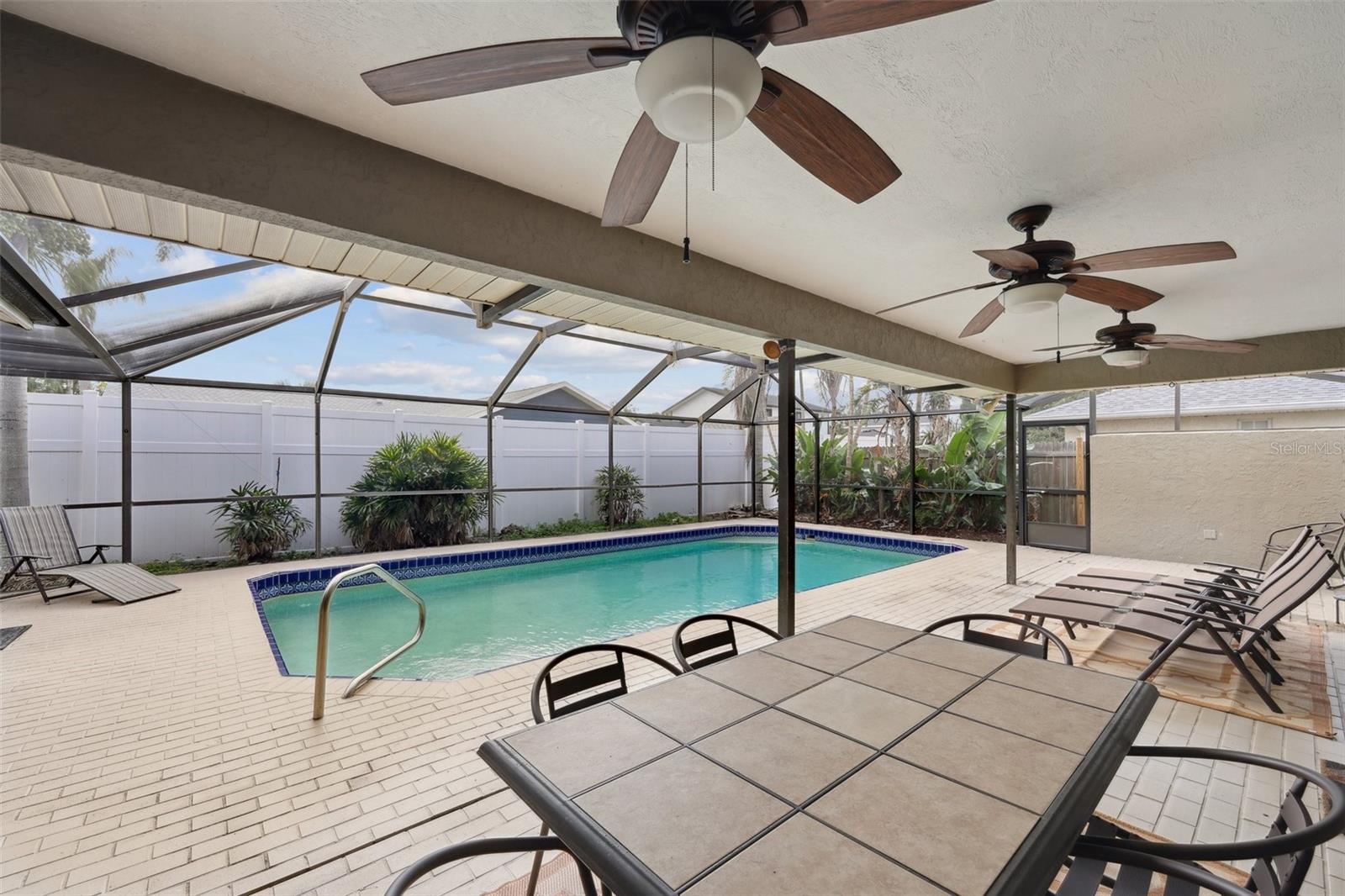 Image 24 of 31 For 7505 23rd Avenue Drive W