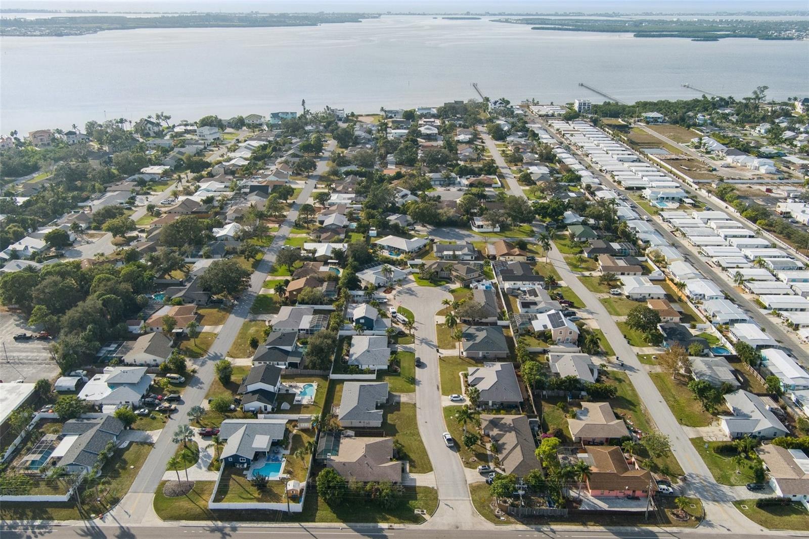 Image 27 of 31 For 7505 23rd Avenue Drive W