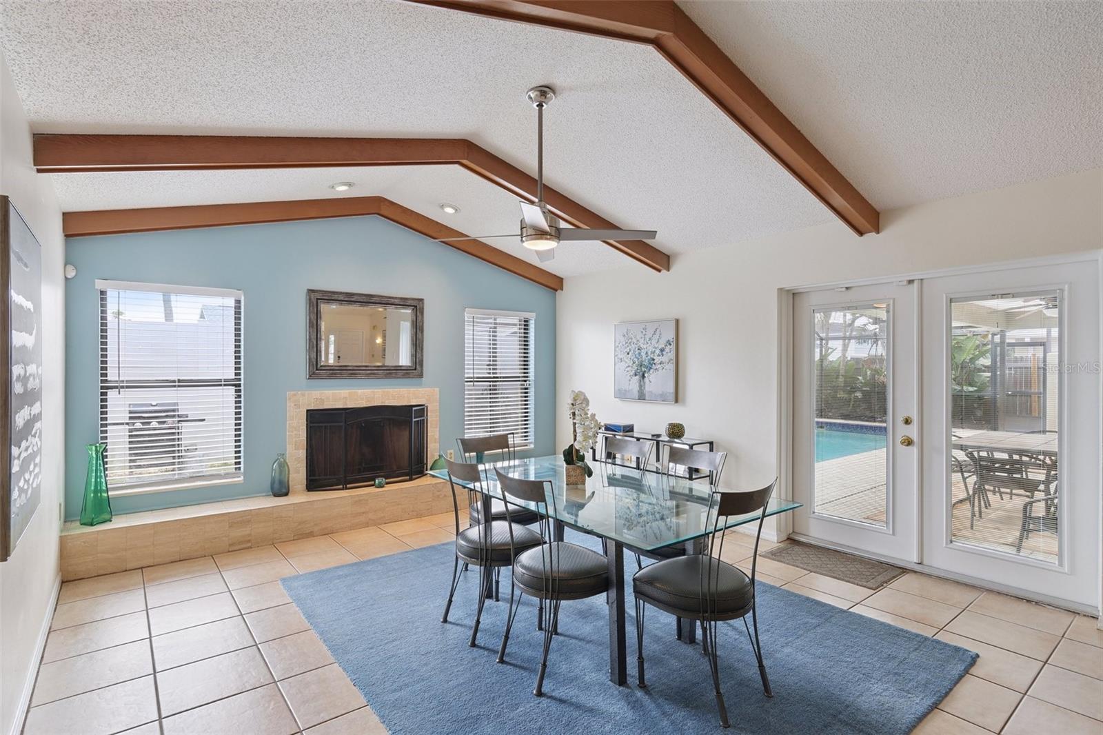 Image 7 of 31 For 7505 23rd Avenue Drive W