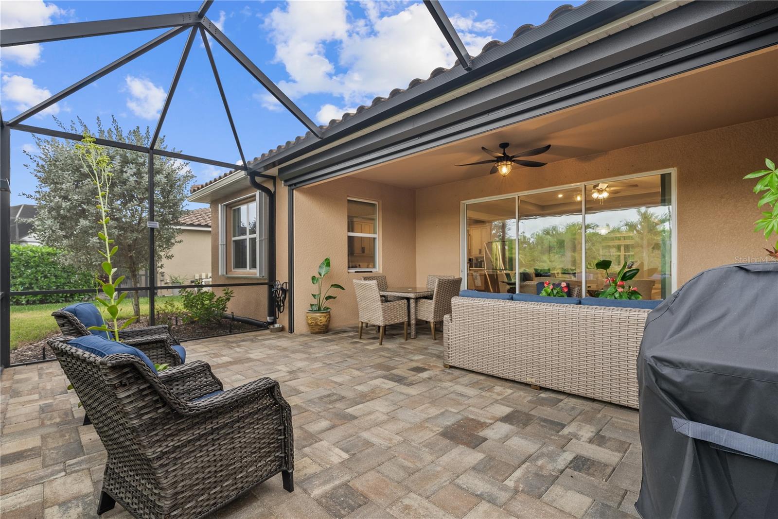 Image 24 of 40 For 20332 Bandera Place