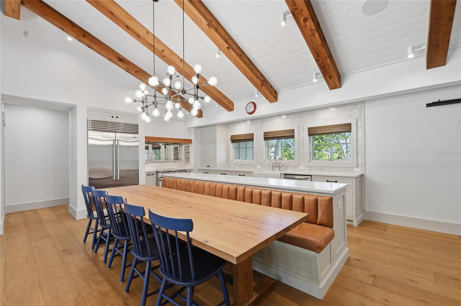 Image 20 of 65 For 310 Palm Avenue