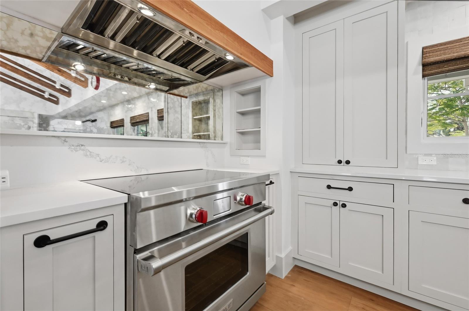 Image 22 of 65 For 310 Palm Avenue