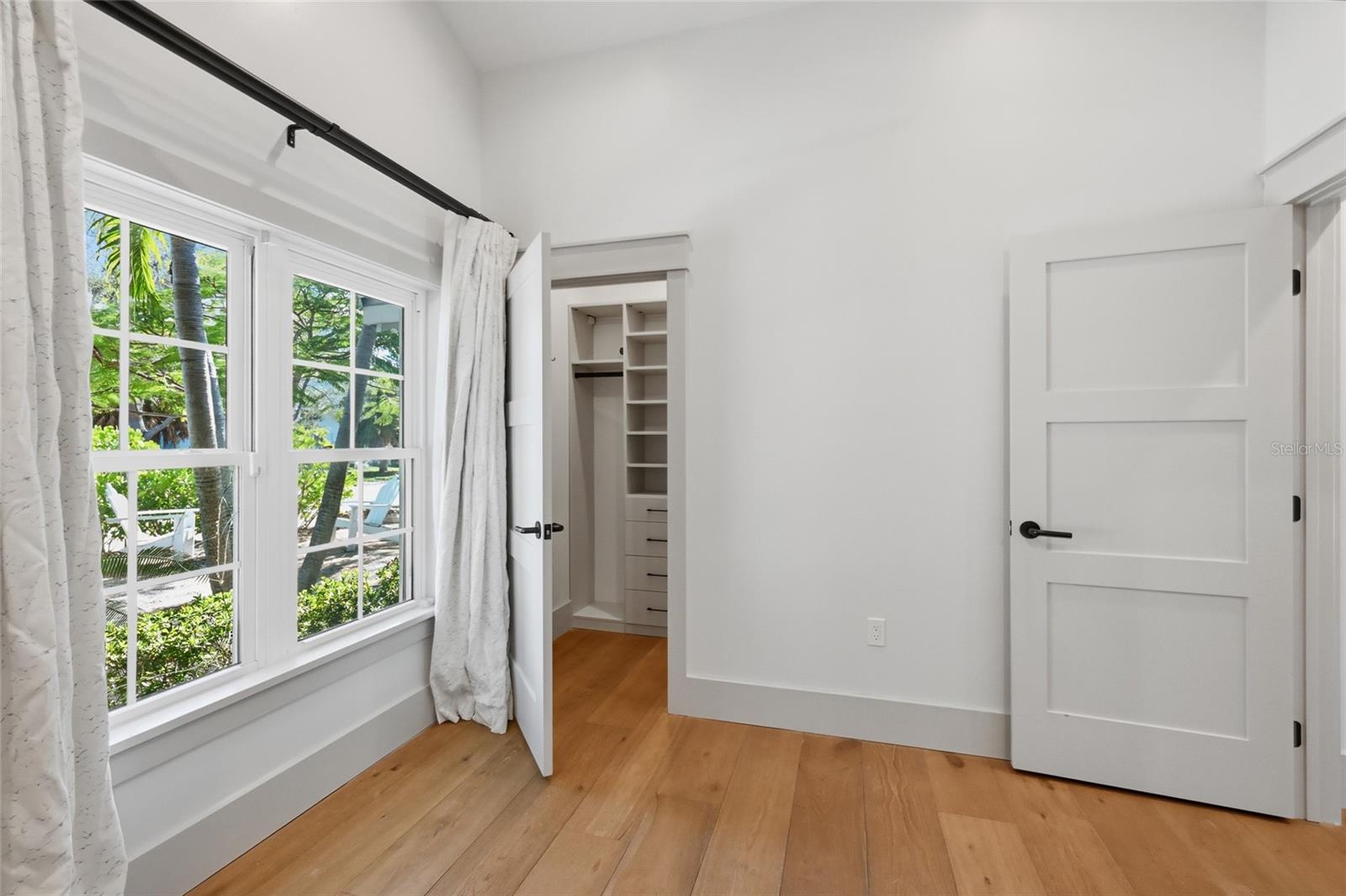 Image 44 of 65 For 310 Palm Avenue