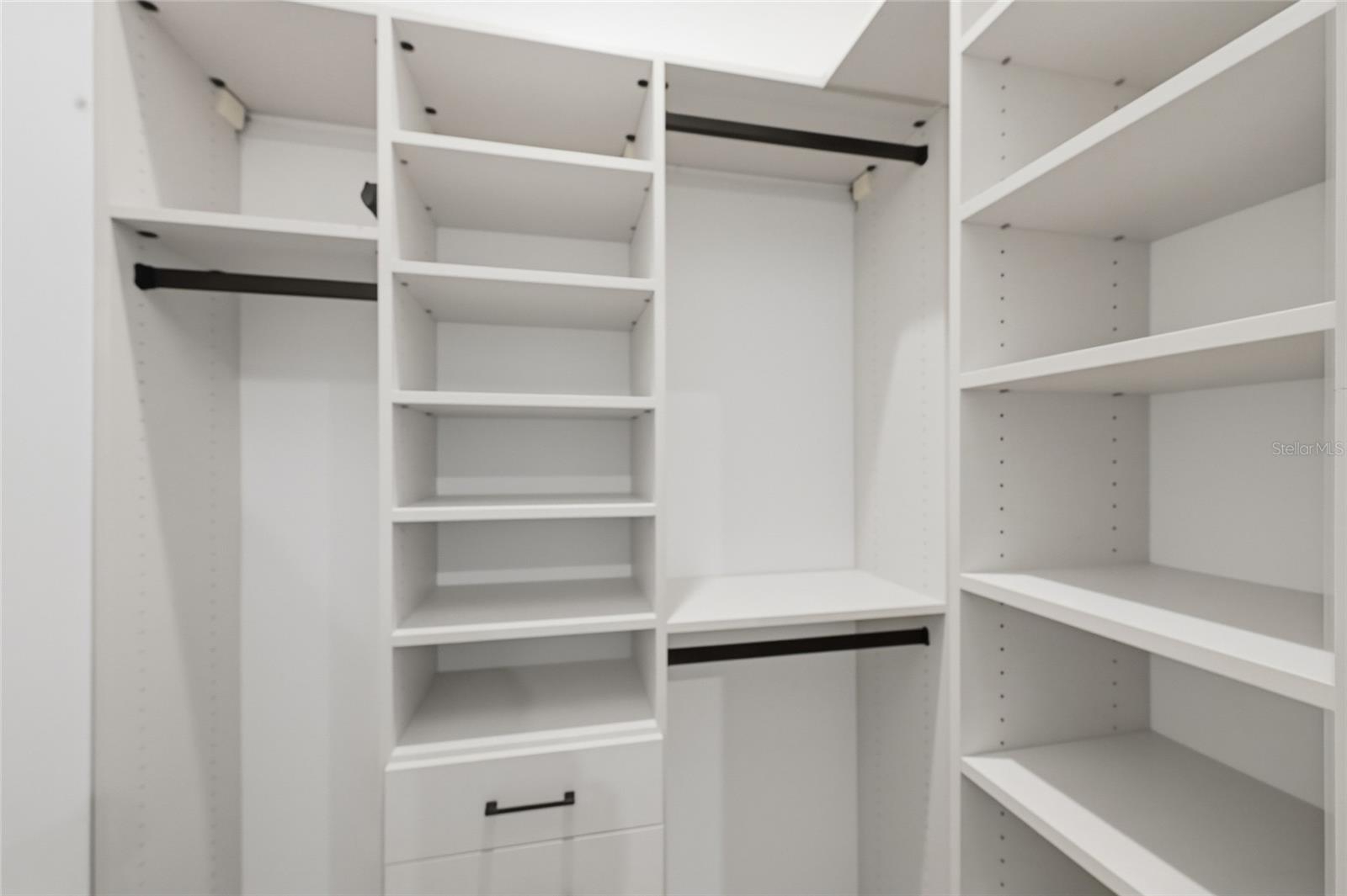 Image 45 of 65 For 310 Palm Avenue