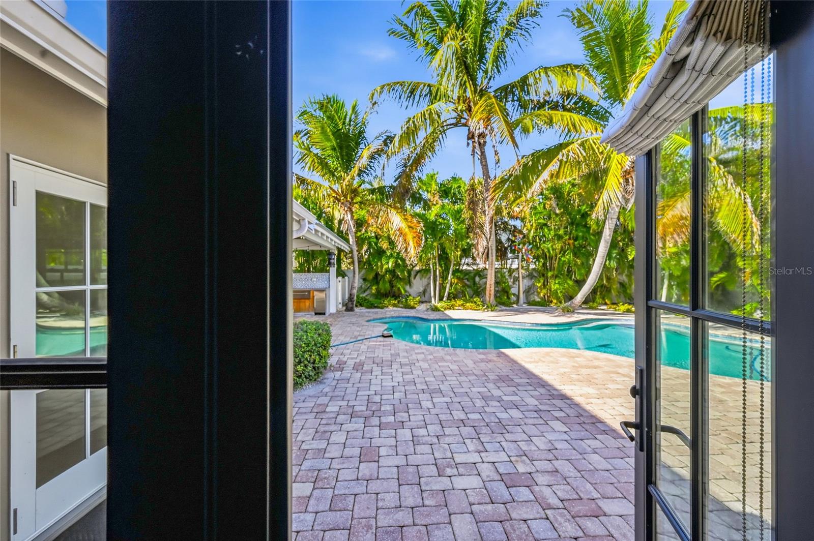 Image 46 of 65 For 310 Palm Avenue