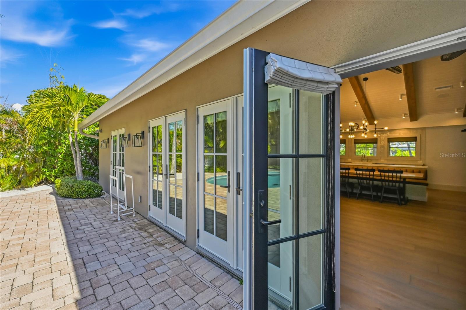 Image 47 of 65 For 310 Palm Avenue