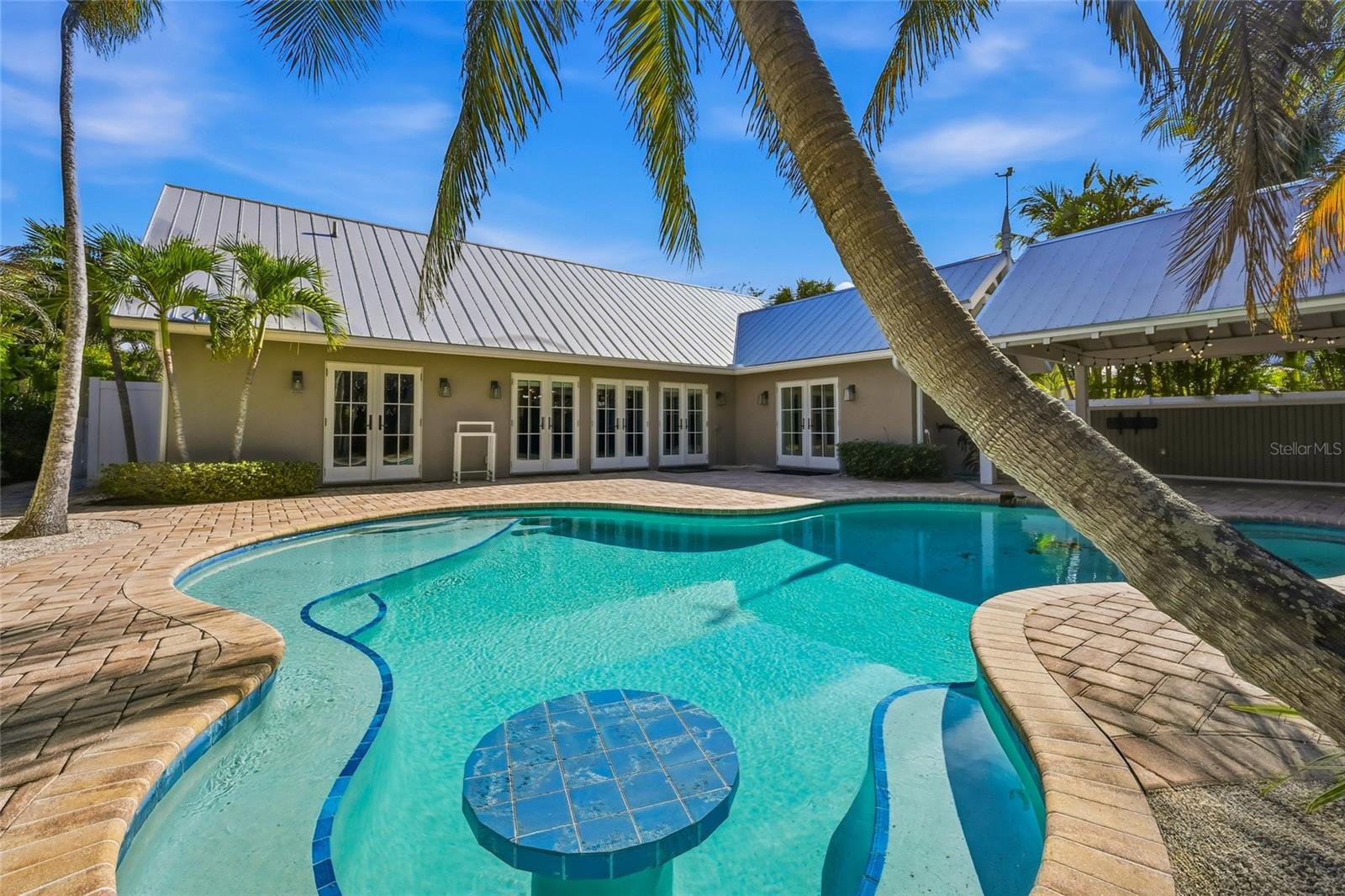 Image 50 of 65 For 310 Palm Avenue