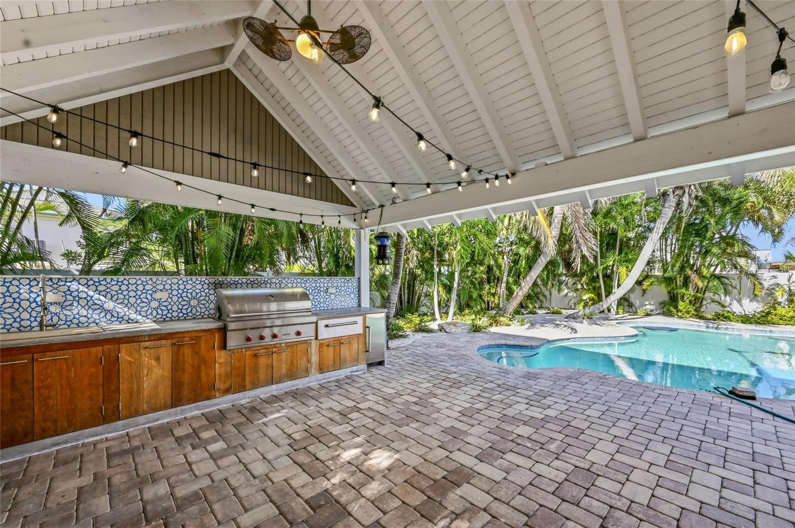 Image 57 of 65 For 310 Palm Avenue