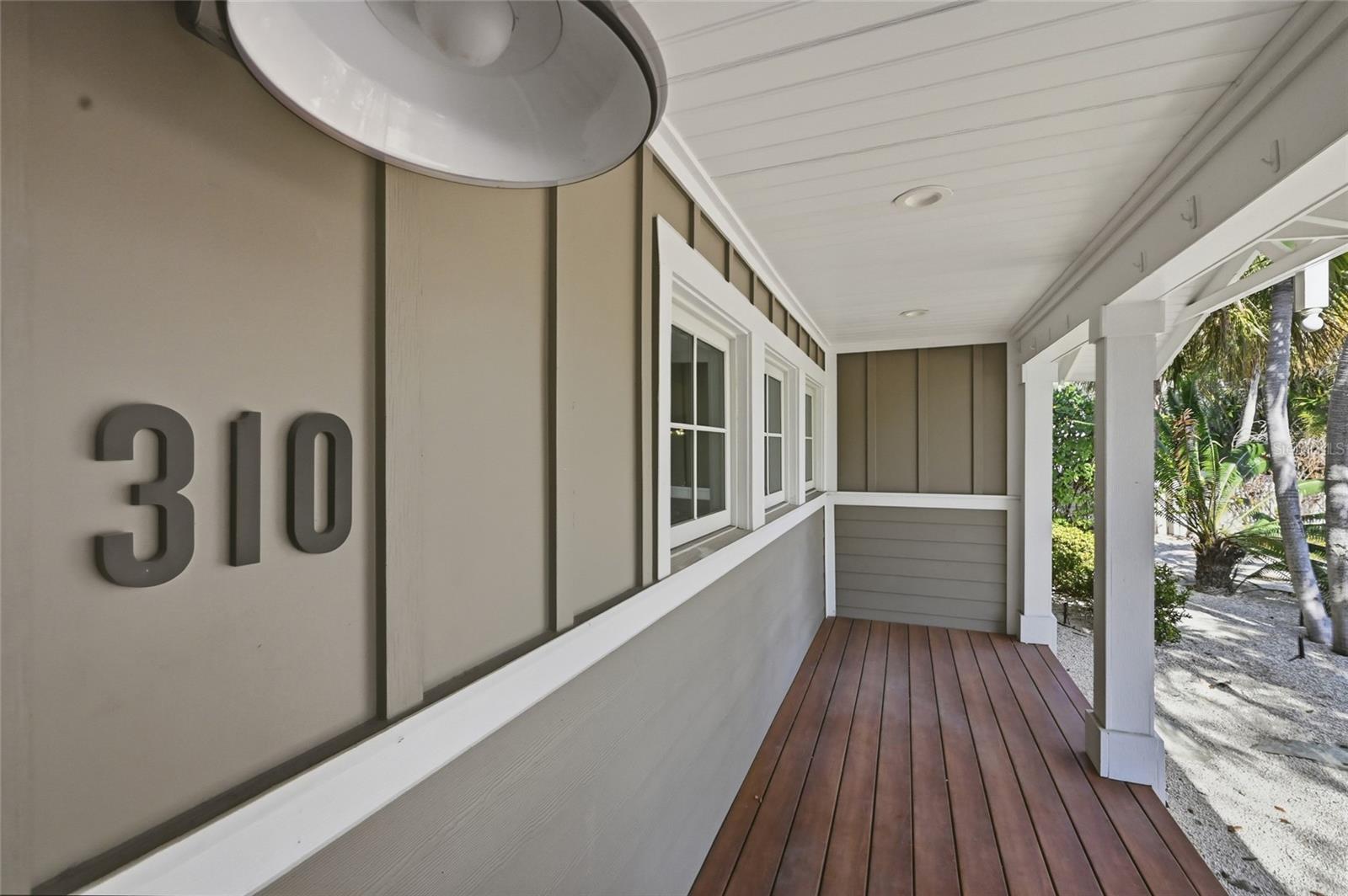 Image 8 of 65 For 310 Palm Avenue