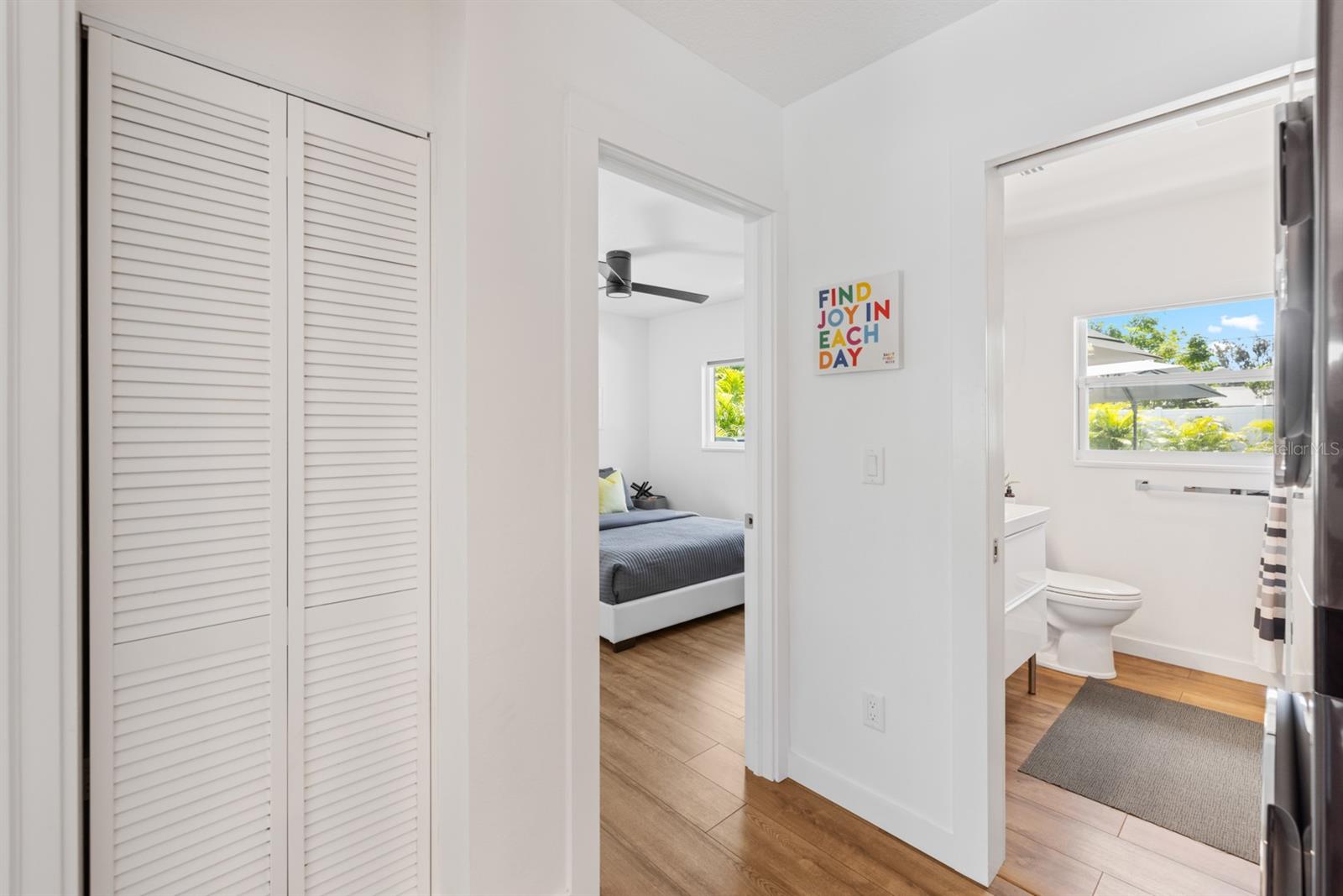 Image 15 of 28 For 2160 Sunnyside Place