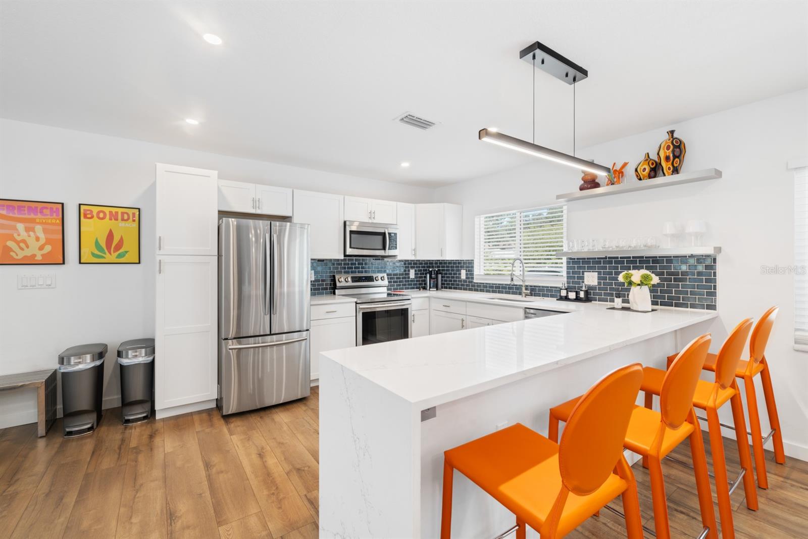 Image 7 of 28 For 2160 Sunnyside Place