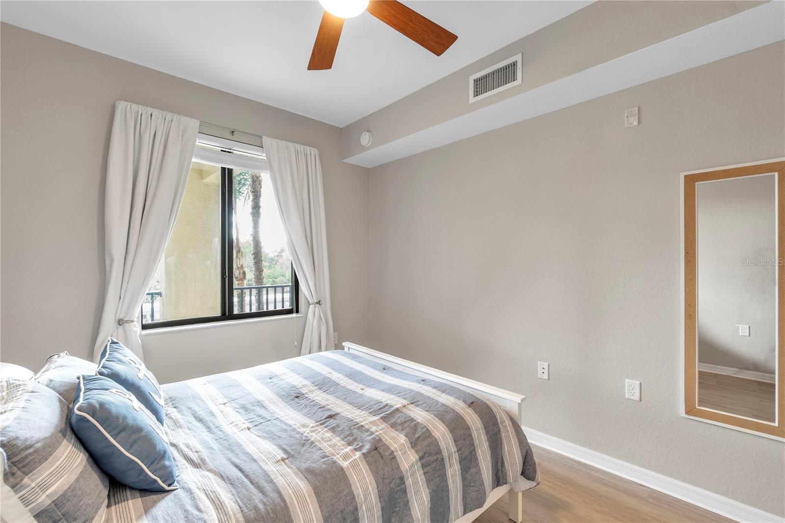 Image 10 of 31 For 7015 River Hammock Drive 203