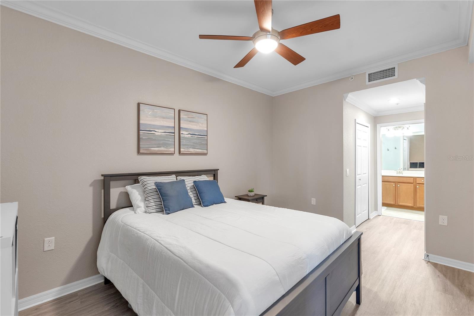 Image 4 of 31 For 7015 River Hammock Drive 203