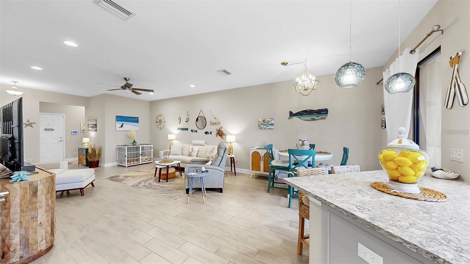 Image 11 of 49 For 7849 52nd Terrace E