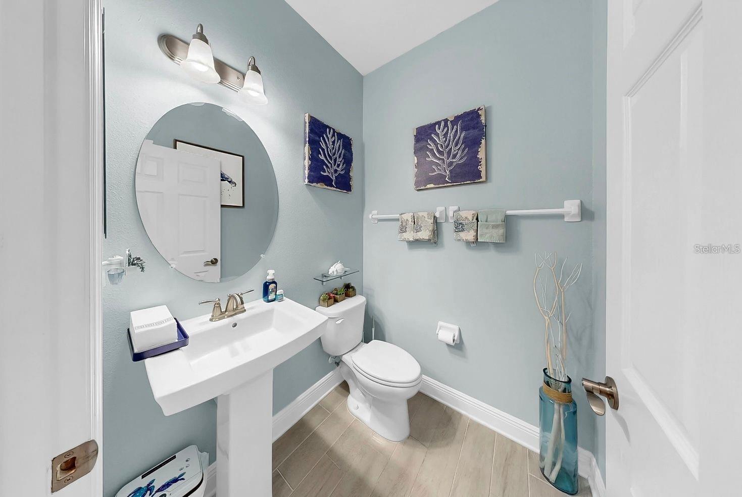 Image 20 of 49 For 7849 52nd Terrace E