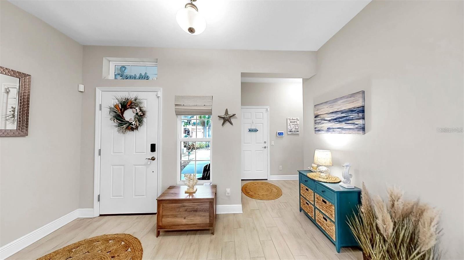 Image 4 of 49 For 7849 52nd Terrace E