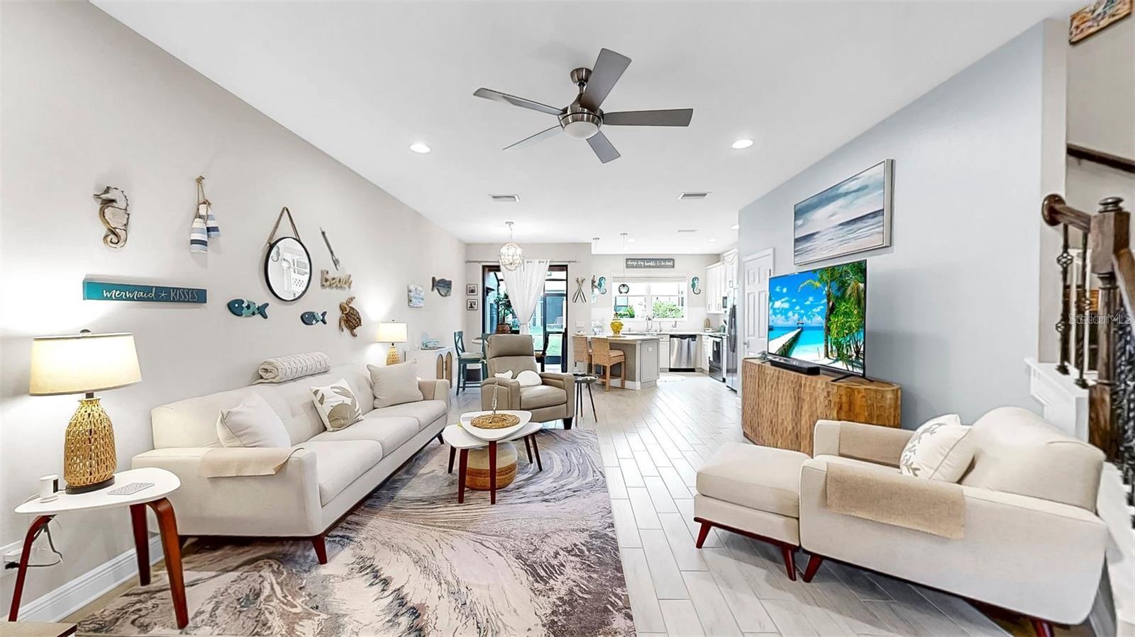 Image 8 of 49 For 7849 52nd Terrace E