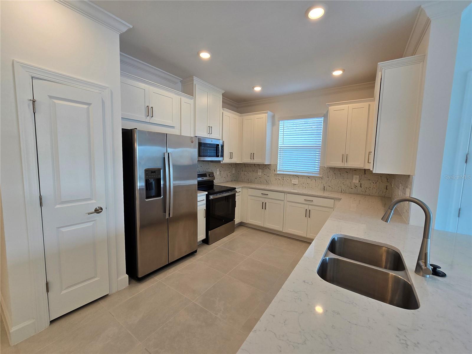 Image 3 of 36 For 16066 Ivy Ridge Court