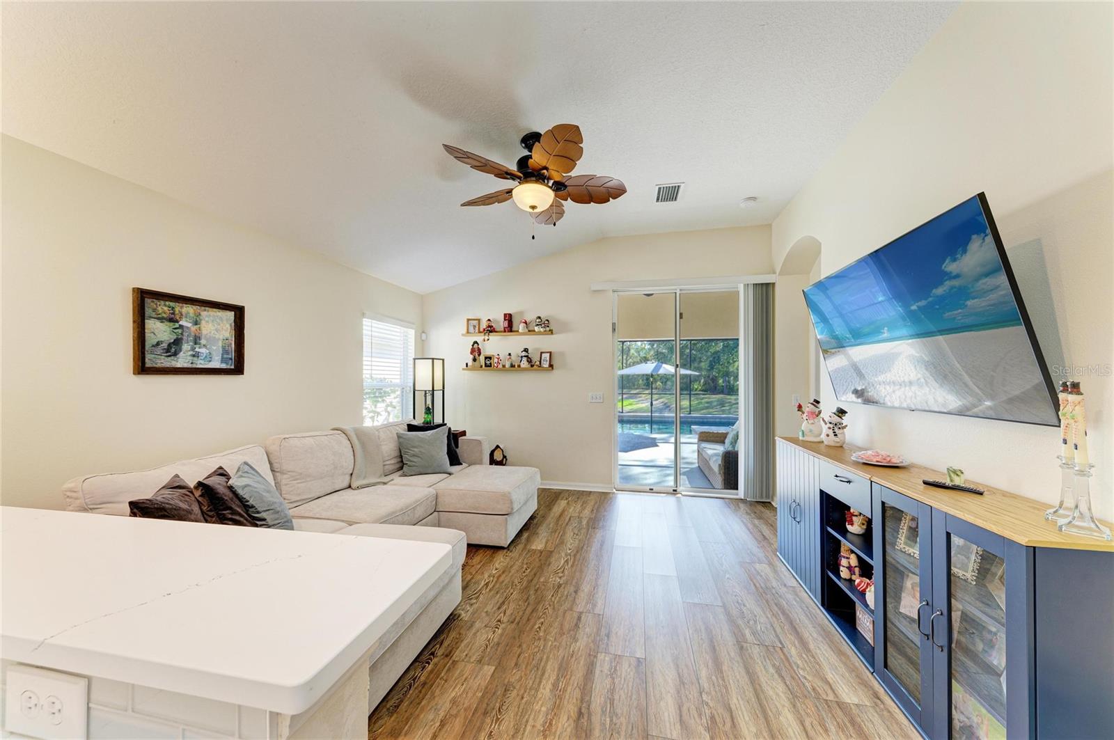 Image 19 of 82 For 11204 Coralbean Drive