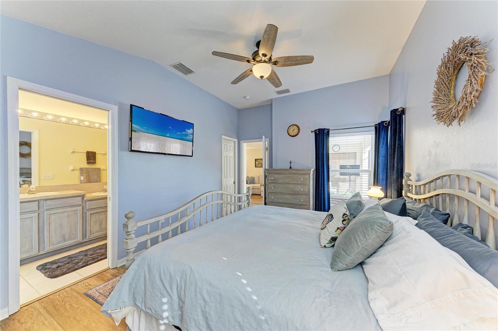 Image 21 of 82 For 11204 Coralbean Drive