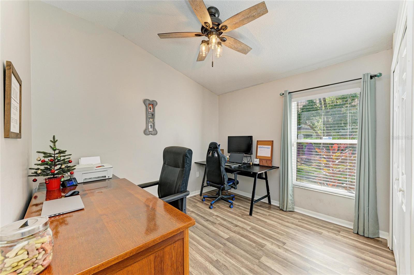 Image 31 of 82 For 11204 Coralbean Drive