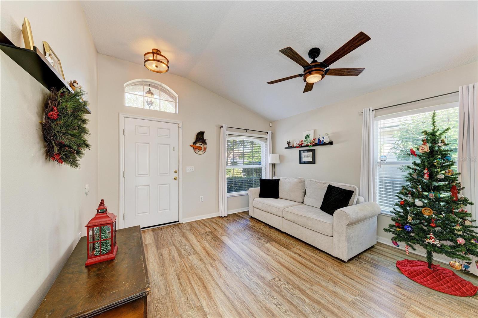 Image 8 of 82 For 11204 Coralbean Drive