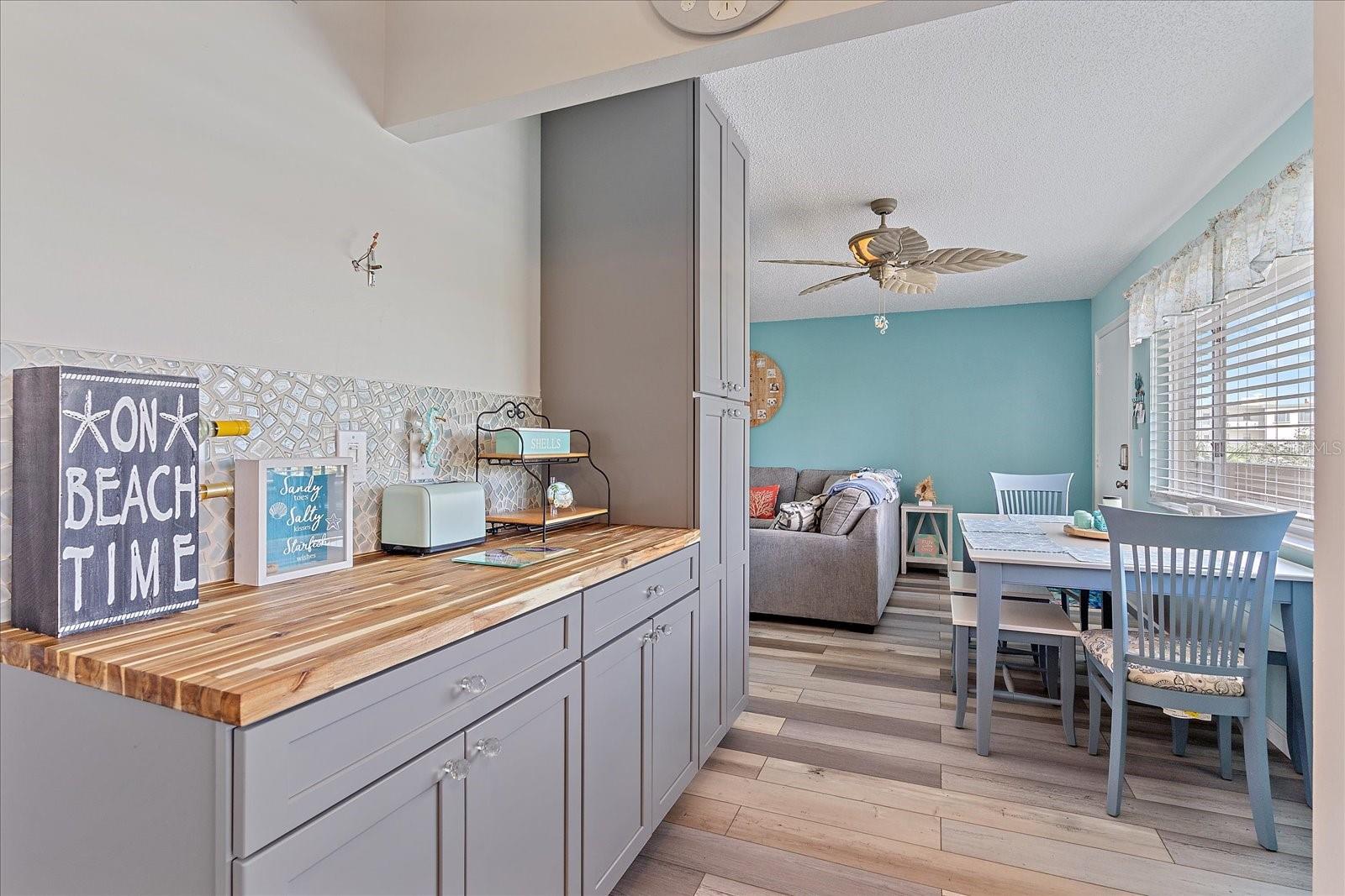 Image 7 of 26 For 4460 Ironwood Circle 403a