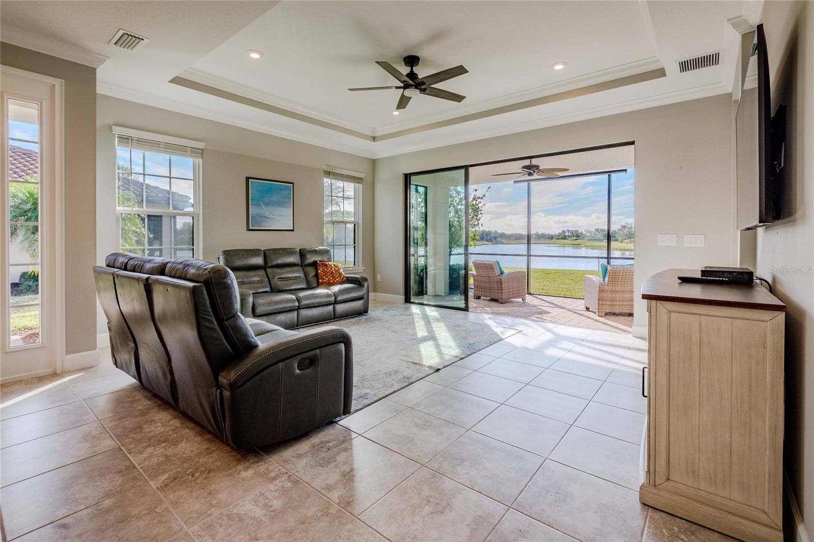 Image 12 of 53 For 10819 Wendover Drive