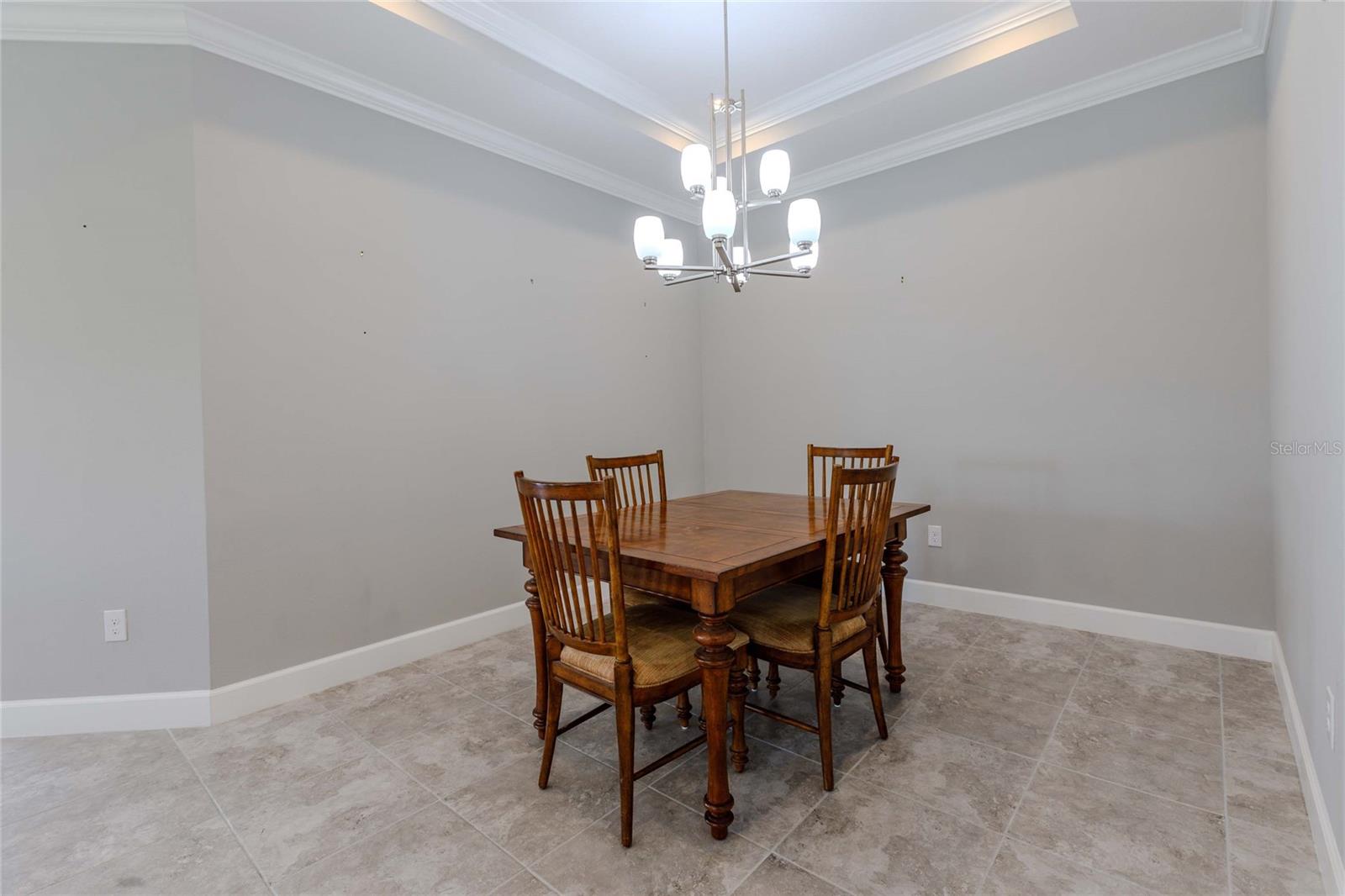 Image 17 of 53 For 10819 Wendover Drive