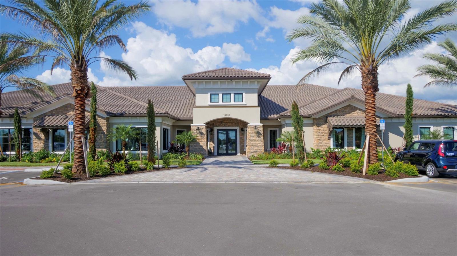 Image 43 of 53 For 10819 Wendover Drive