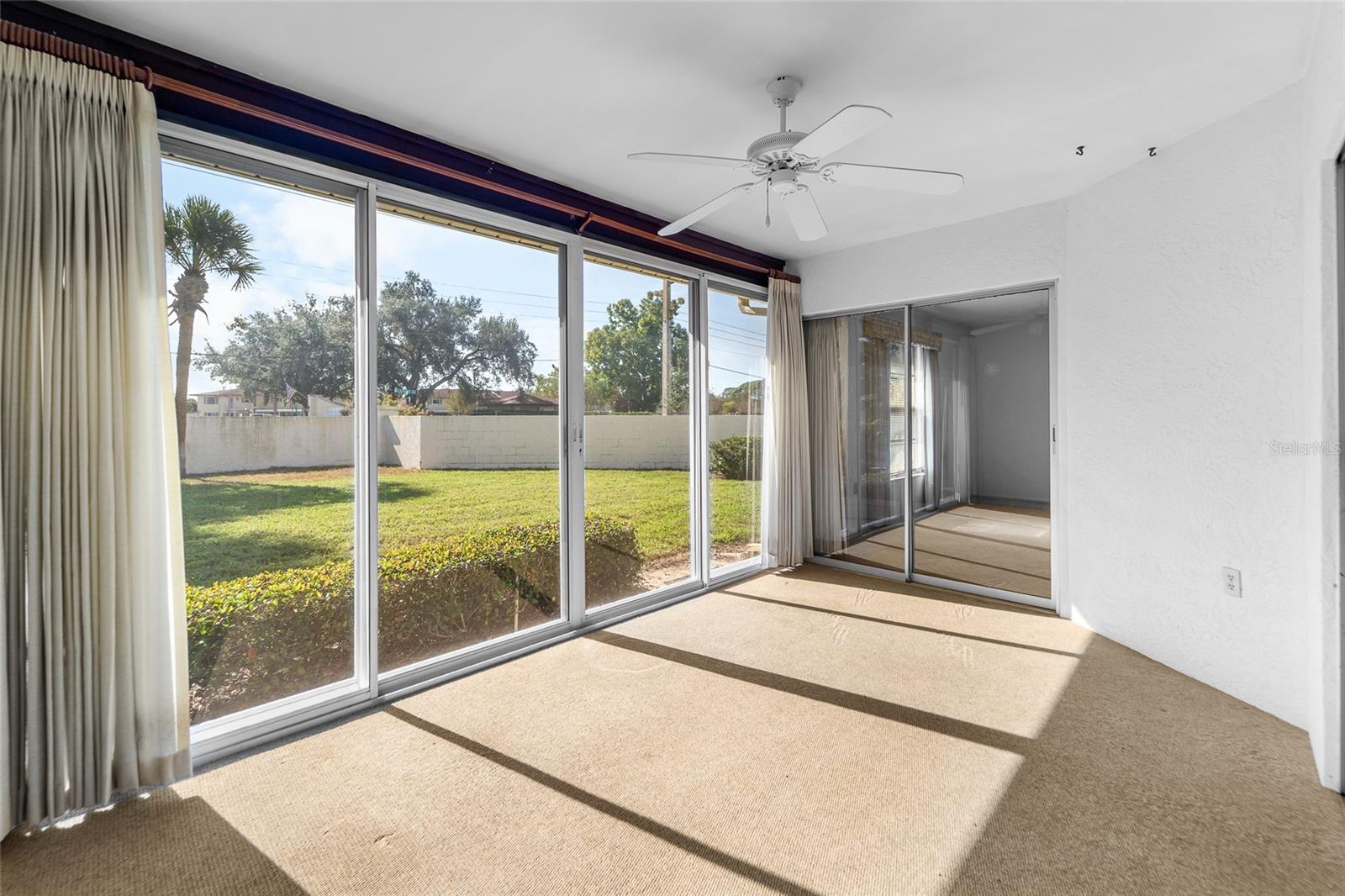 Image 17 of 28 For 4299 Oakhurst Circle E 3052