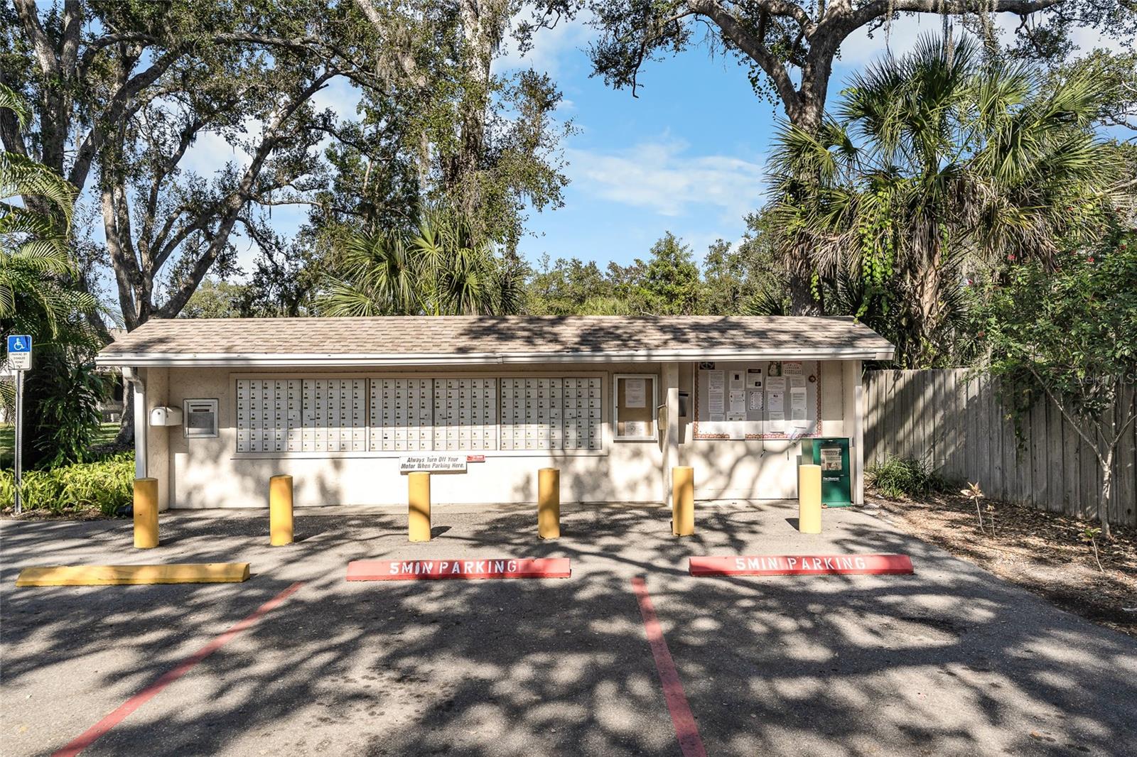 Image 25 of 28 For 4299 Oakhurst Circle E 3052