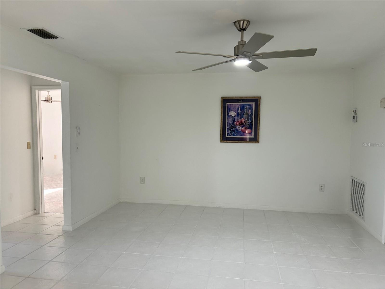 Image 21 of 30 For 8611 51st Avenue W