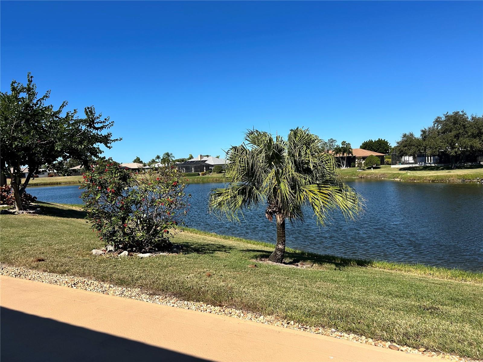 Image 4 of 30 For 8611 51st Avenue W