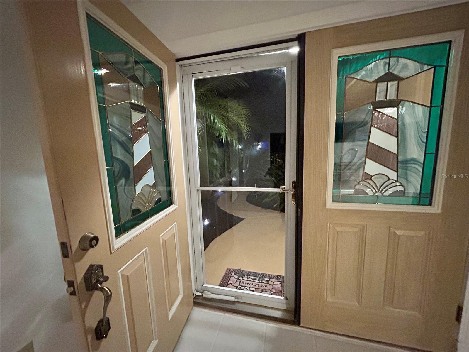 Image 9 of 30 For 8611 51st Avenue W