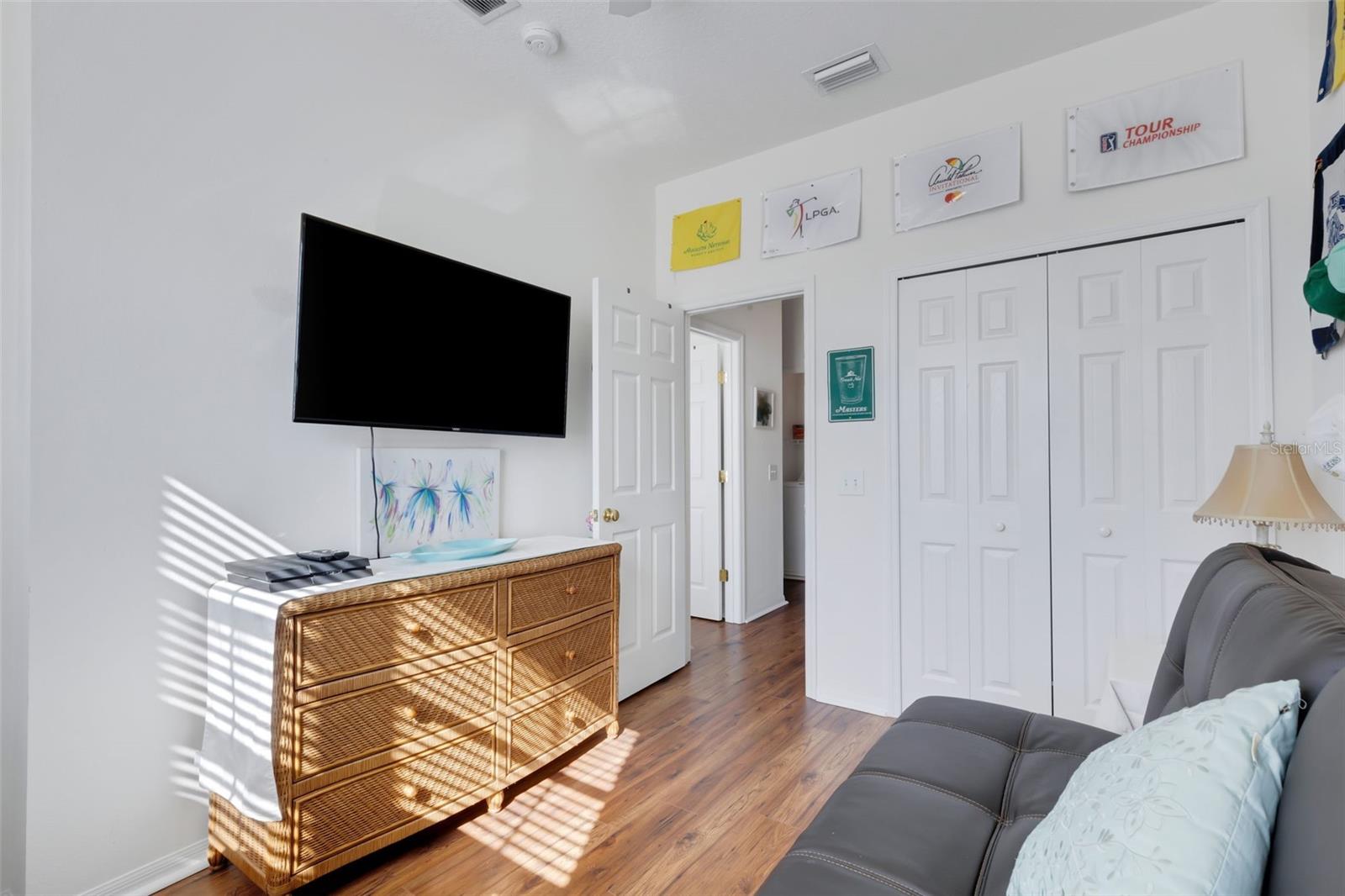 Image 25 of 35 For 3935 Yellowstone Circle