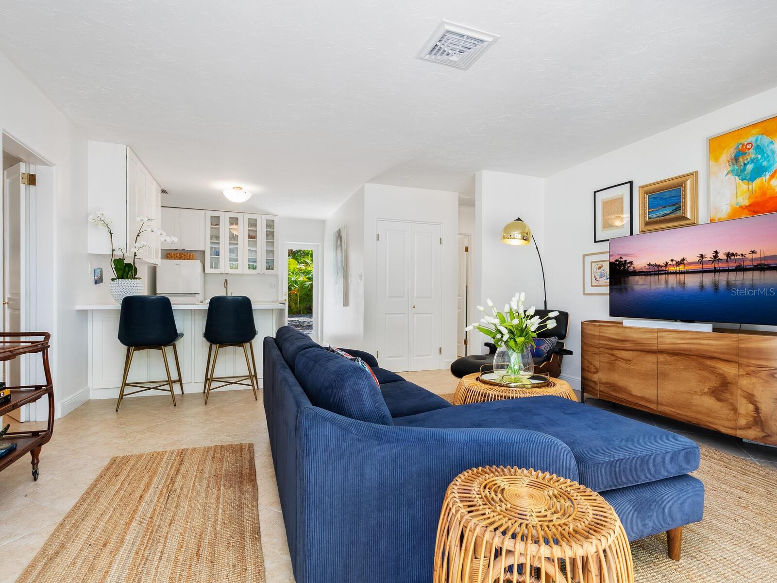 Image 10 of 56 For 3629 Almeria Avenue