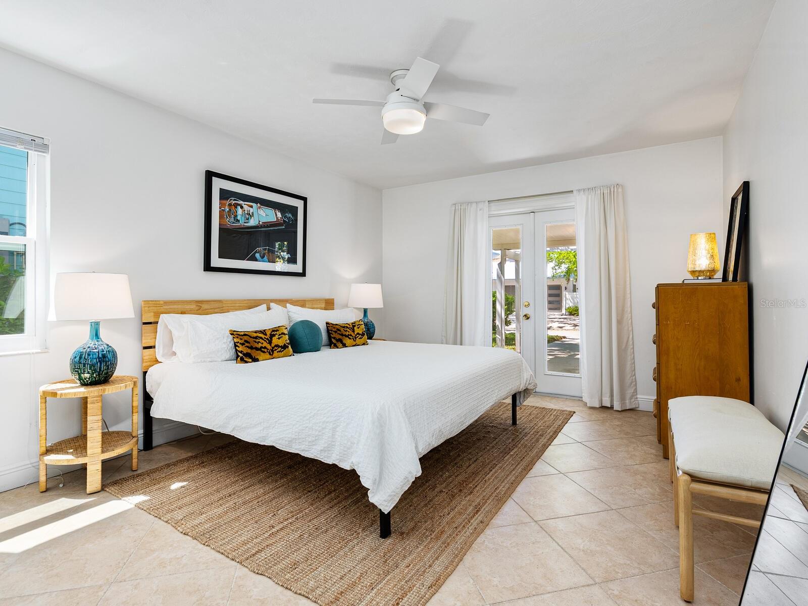 Image 21 of 56 For 3629 Almeria Avenue