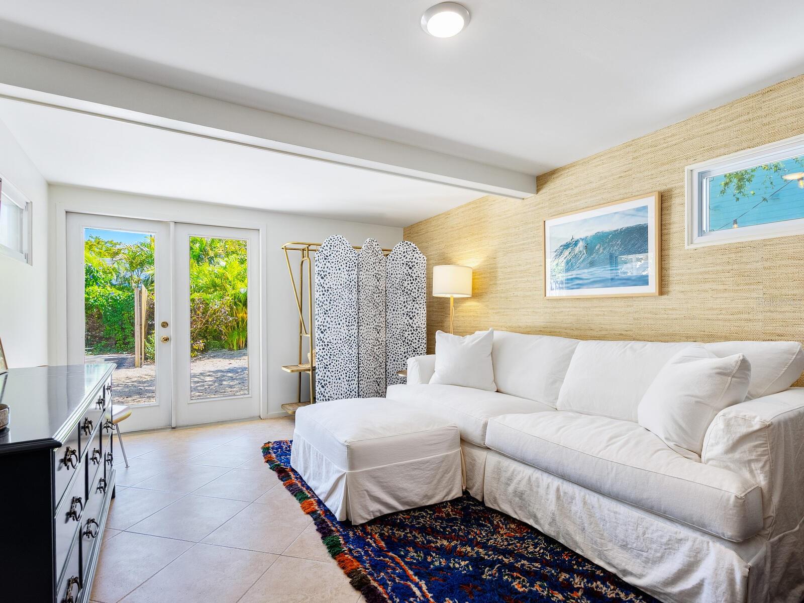 Image 24 of 56 For 3629 Almeria Avenue