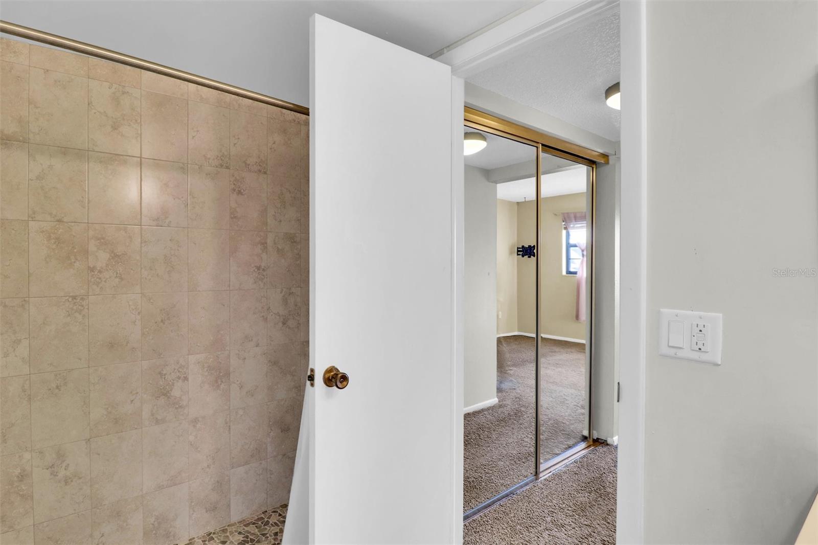 Image 28 of 38 For 1515 Forrest Nelson Boulevard N104