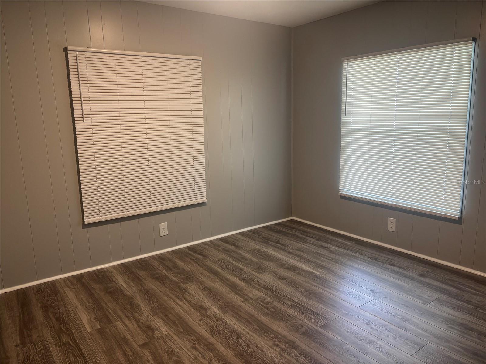 Image 4 of 5 For 808 53rd Avenue E 203