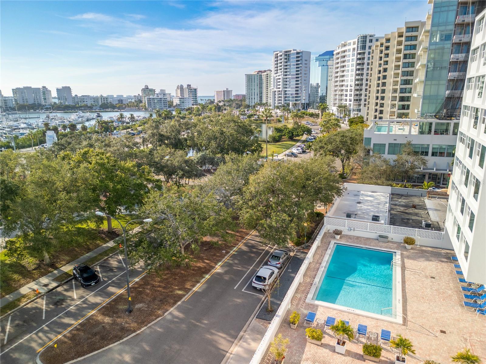 Image 3 of 33 For 33 Gulfstream Avenue 401