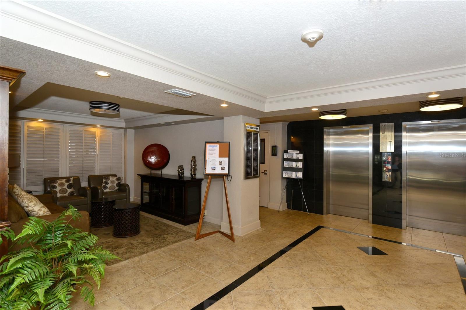 Image 31 of 33 For 33 Gulfstream Avenue 401