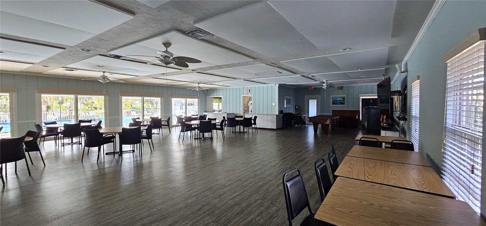 Image 24 of 29 For 2009 Riverbluff Parkway V334