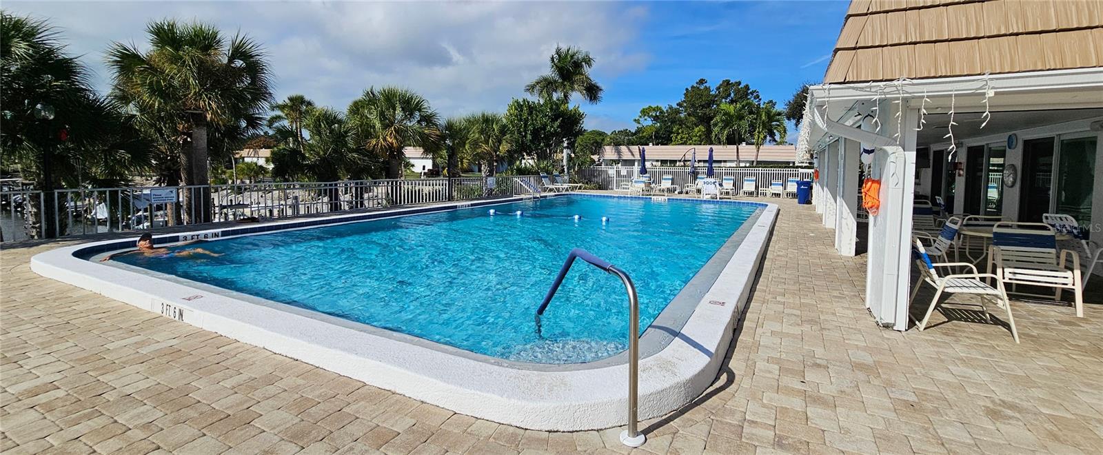 Image 28 of 29 For 2009 Riverbluff Parkway V334