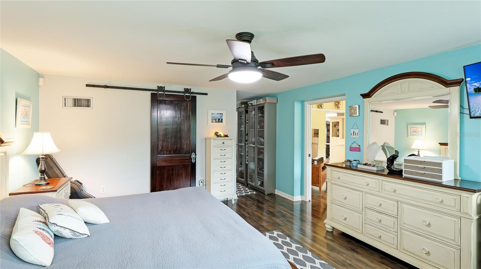 Image 23 of 54 For 5603 1st Avenue Dr Nw