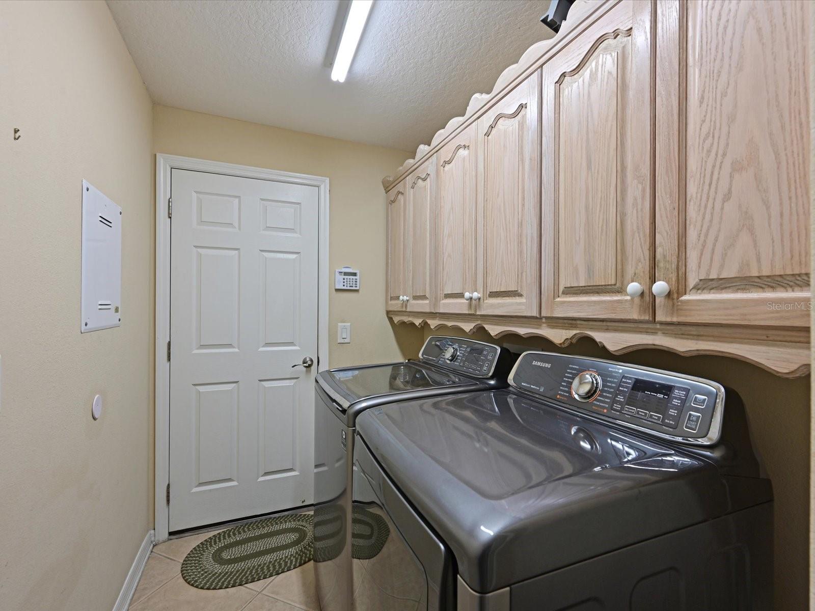 Image 17 of 32 For 4111 70th Ave E