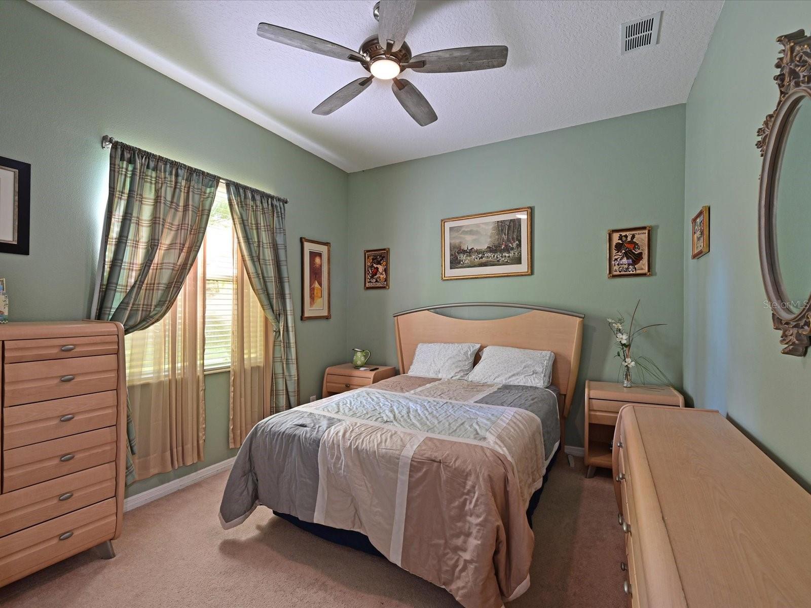 Image 19 of 32 For 4111 70th Ave E