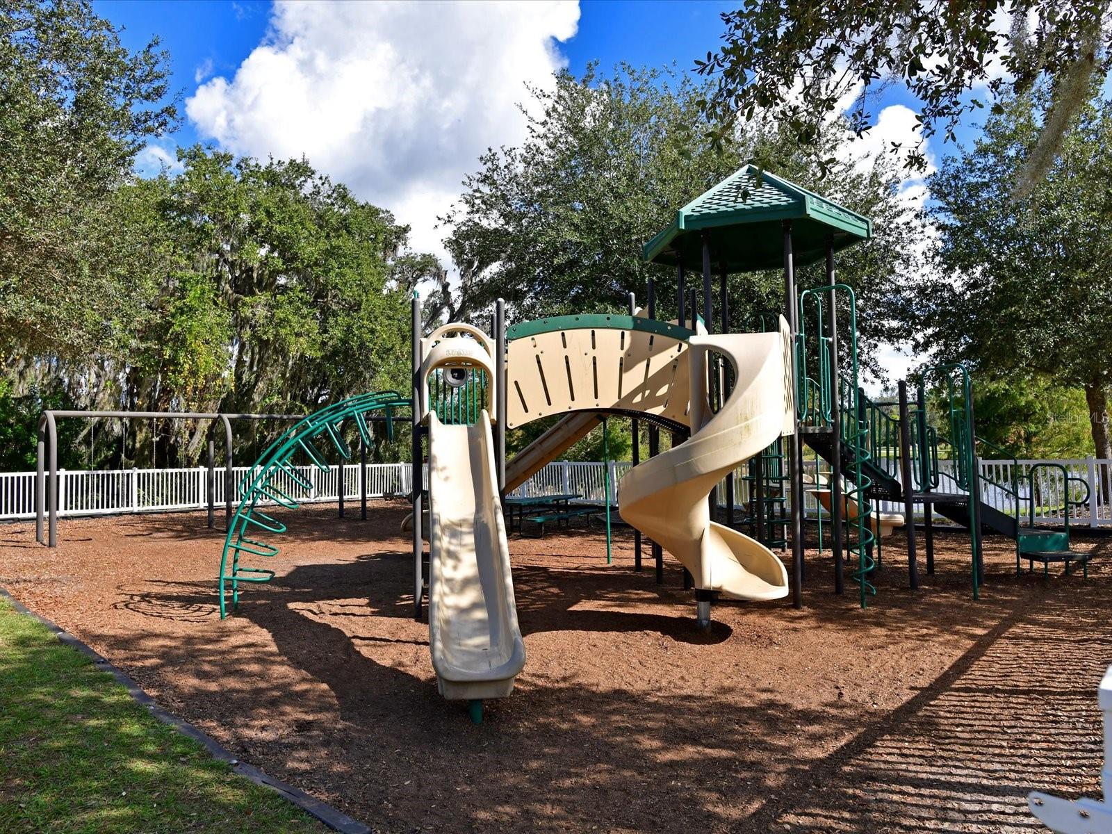 Image 31 of 32 For 4111 70th Ave E