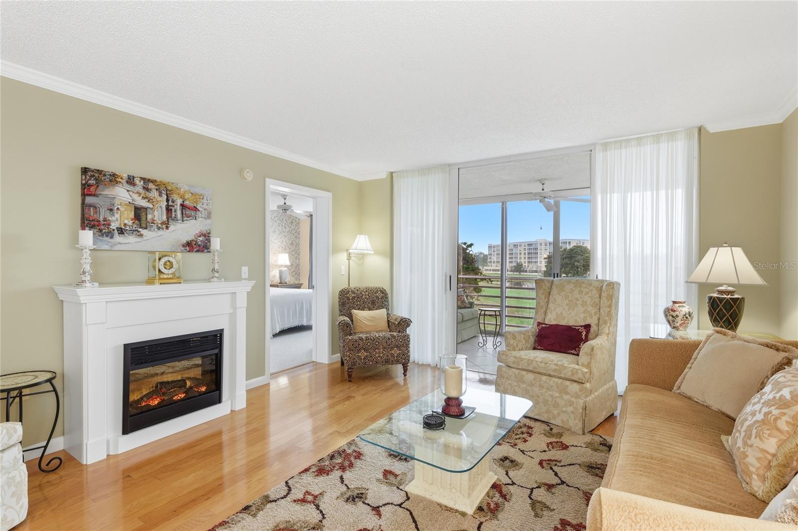 Image 11 of 35 For 3750 Pinebrook Circle 308